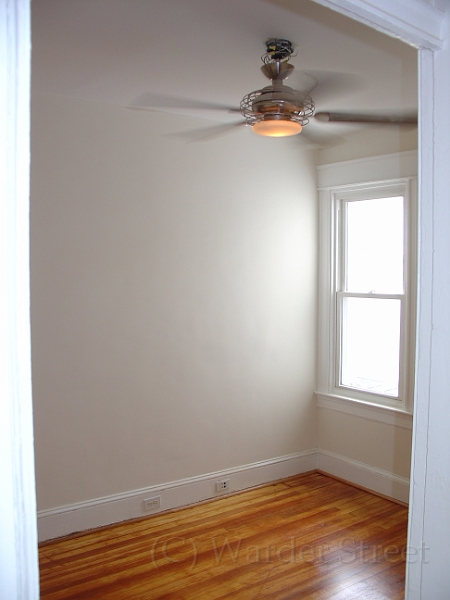 Spare Bedroom 3 01.jpg